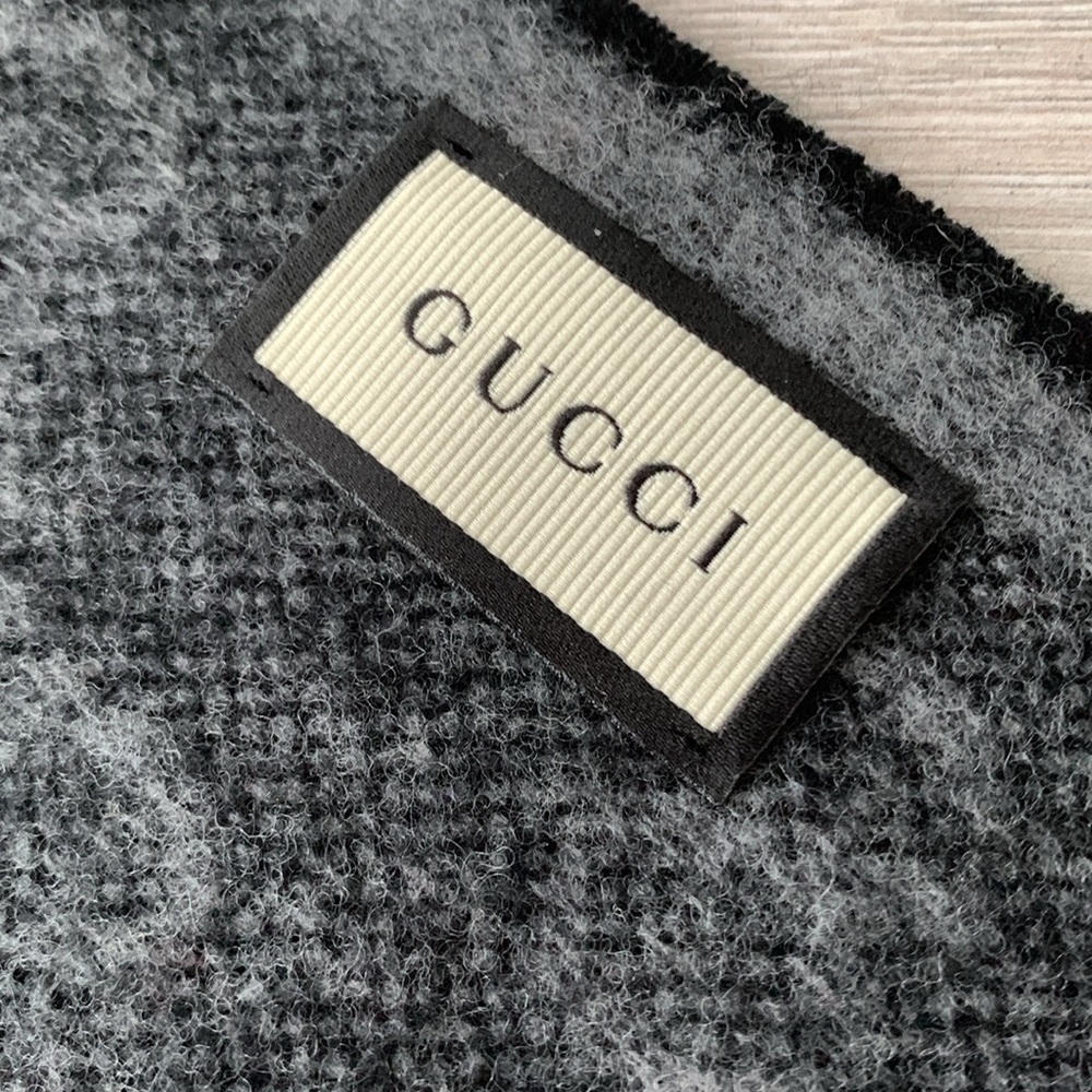 💝💝💝GUCCI UNISEX AUTHENTIC NEW Wool Monogram Web Scarf black/green/red💝💝💝 - Picture 9 of 9